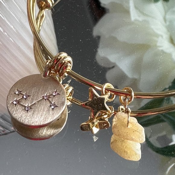 Scorpio Zodiac Gemstone Bracelet - Picture 3 of 11